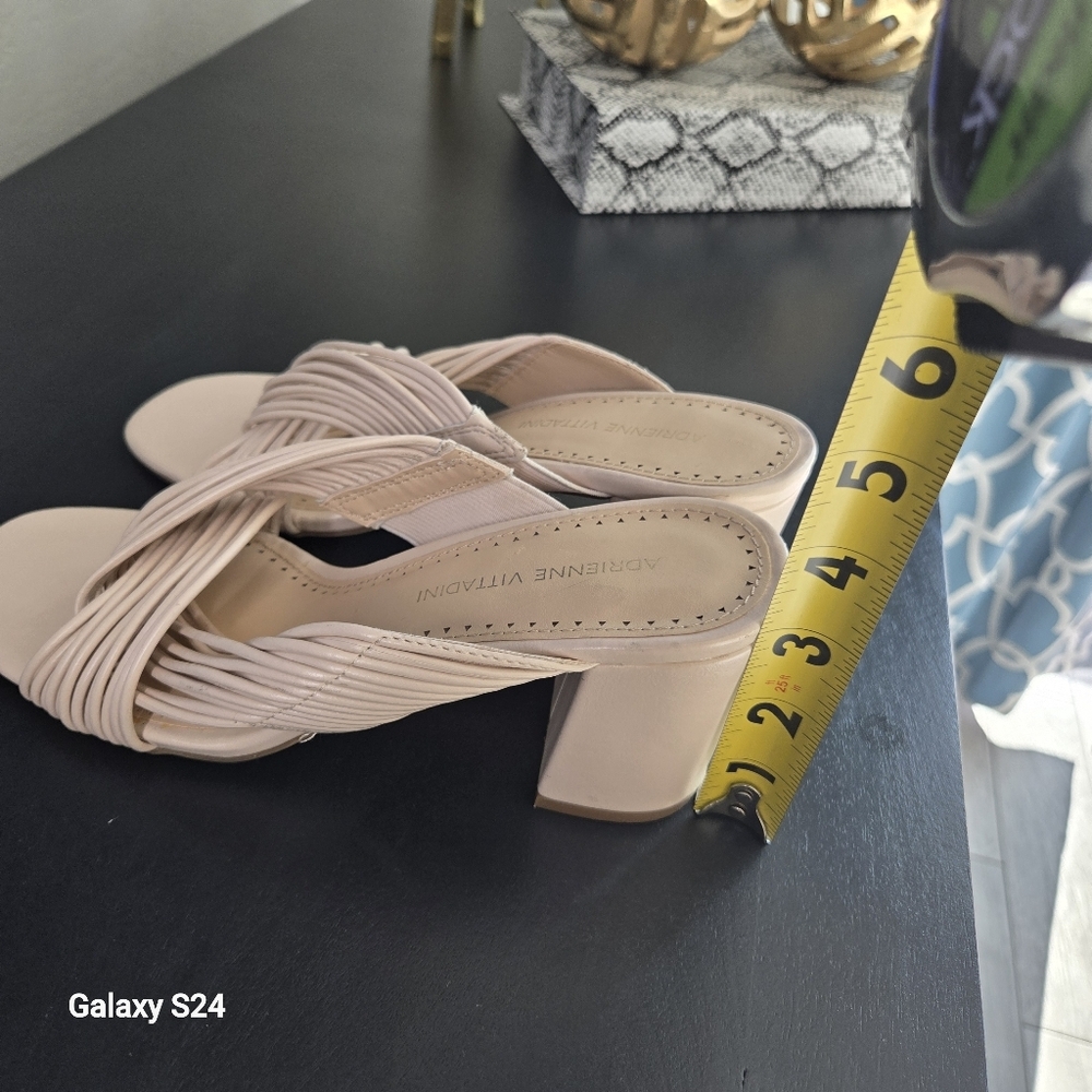 Adrienne Vittadini Annalee Block Heel Mule Sandals Cream Size 7.5 - Picture 6 of 13